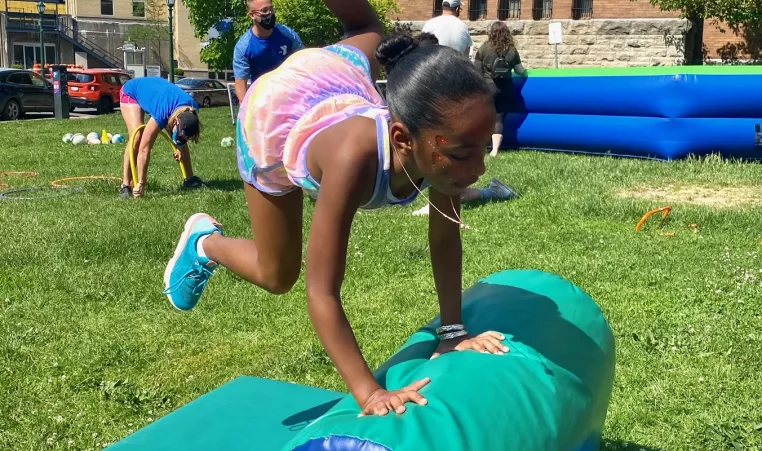 Child vaulting at Healthy Kids day